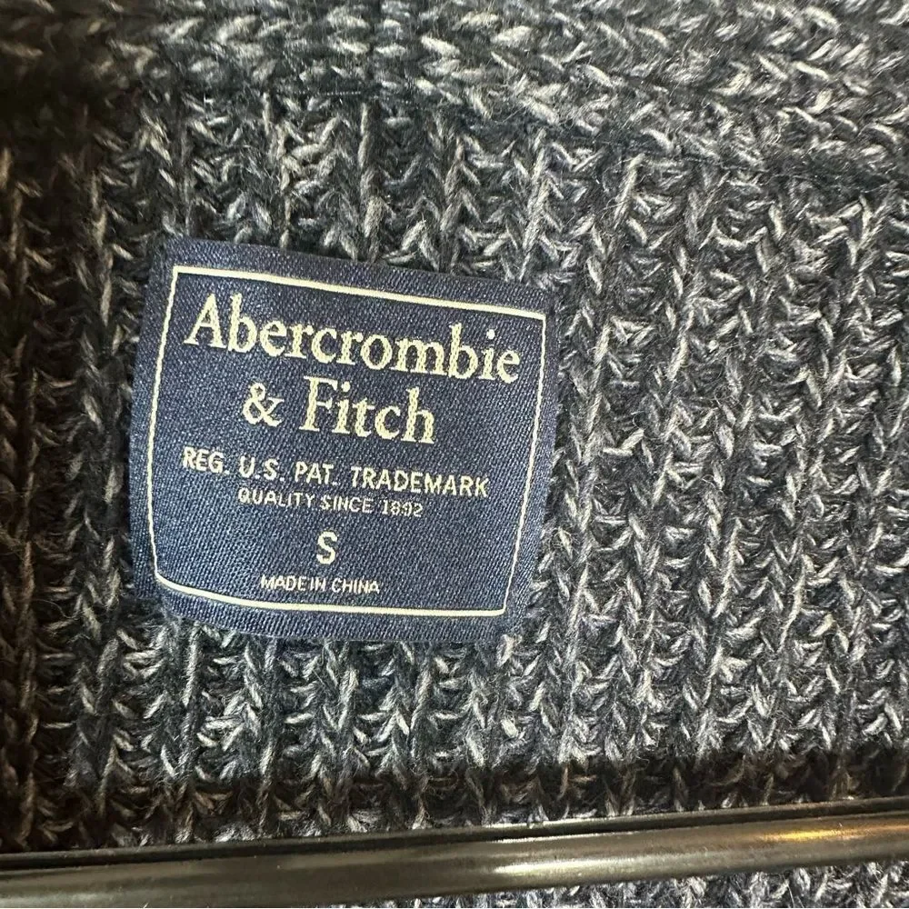 Abercrombie &ficht sweater with wool